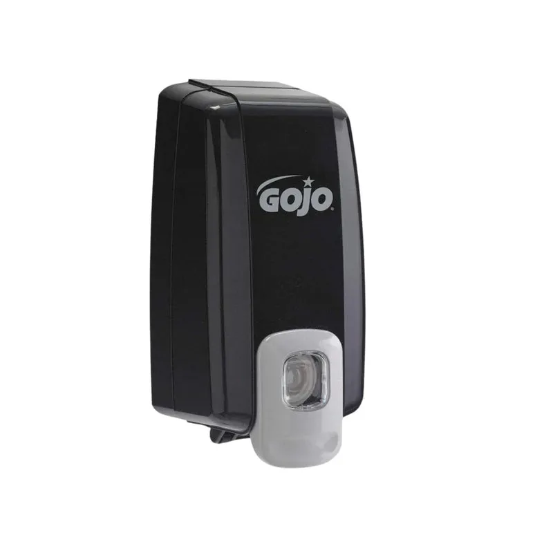 GOJO® NXT Dispensador ahorrador de espacio (2135-06)